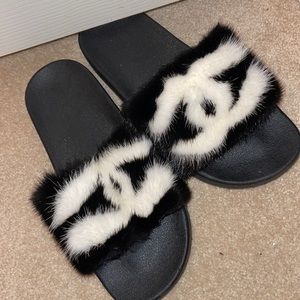 fur slides